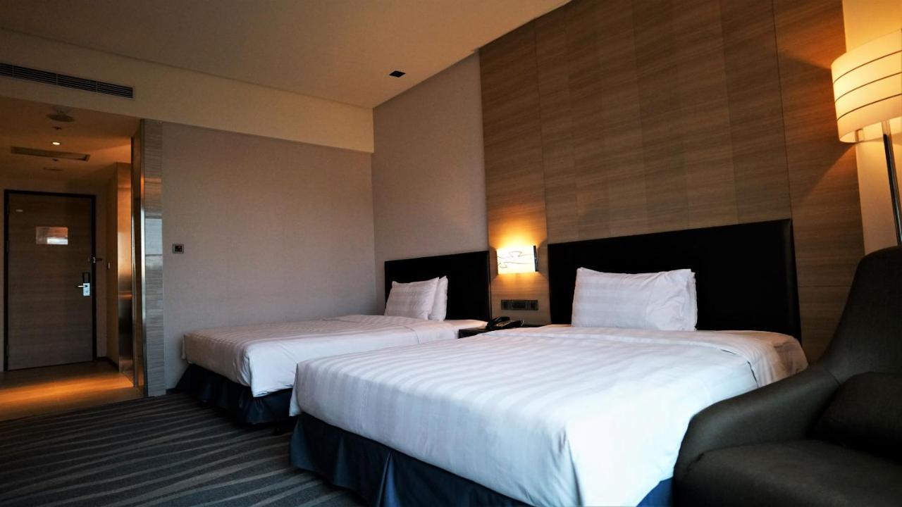 City Suites - Kaohsiung Chenai Exterior foto